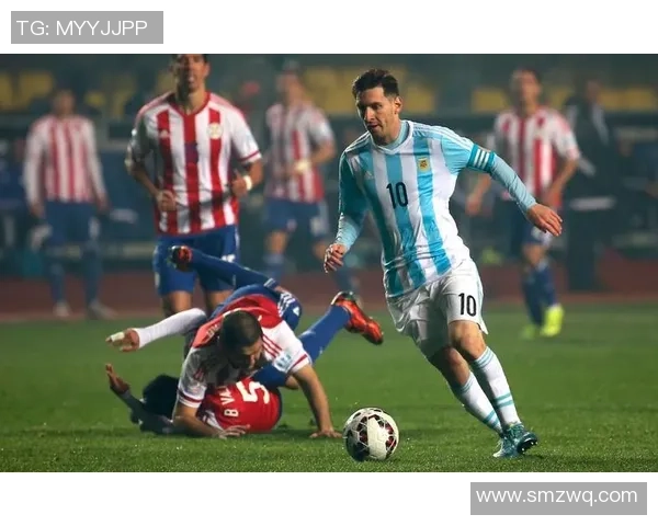 足球明星的假动作揭秘：如何用技巧迷惑对手赢得比赛胜利